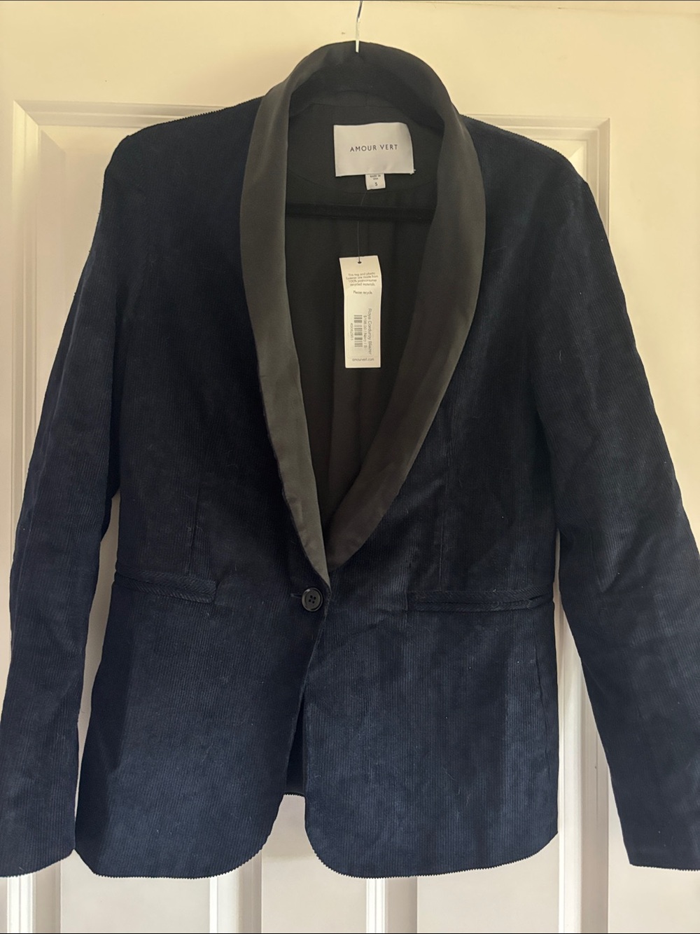 Amour vert corduroy lightweight navy tuxedo one button blazer